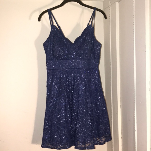 👗Party dress 🎈 - Picture 4 of 6